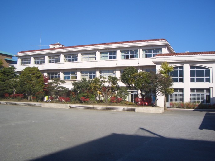 本町中学校